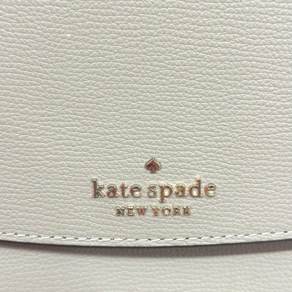 Kate Spade small crossbody purse!